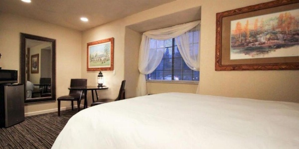 Postmarc Hotel and Spa Suites image 30
